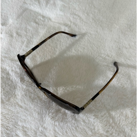 Vintage Authentic Vogue Brown Glasses
No scratches, good condition. - Picture 10 of 10
